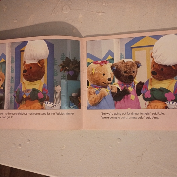 Bananas in Pyjamas Cafe Rat Book - Picture 5 of 8
